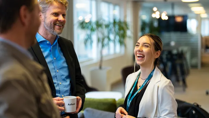 Glada medarbetare på Axfoods huvudkontor.