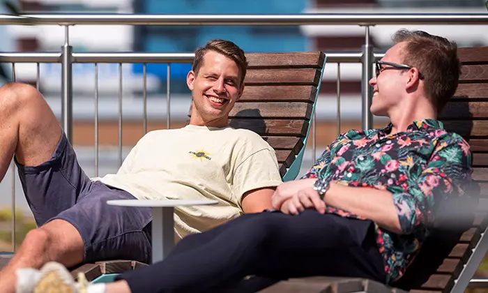 Medarbetare på Axfoods takterrass