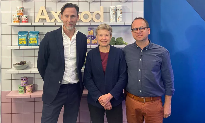 Åsa Domeij, hållbarhetschef på Axfood, Klas Balkow, Axfoods vd, Peter Hellström, ansvarig hållbarhetskommunikation på Axfood.